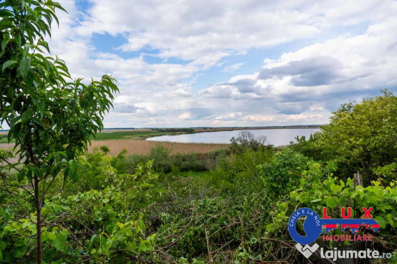 ID 6689 EXCLUSIVITATE Casă cu vedere la Lacul Somova!