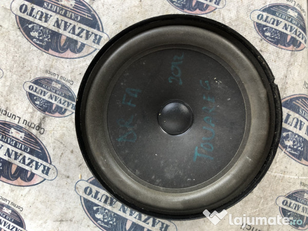 Boxa dreapta fata Volkswagen Touareg 2012