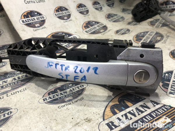 Maner exterior stanga fata Volkswagen Jetta 2012