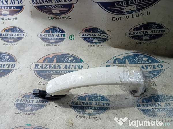 Maner exterior dreapta fata Volkswagen Golf 6 2009
