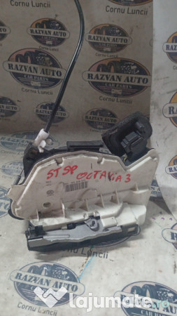 Broasca stanga spate Skoda Octavia 3