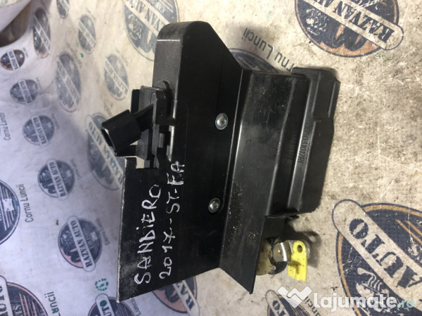 Broasca stanga fata Dacia Sandero 2017