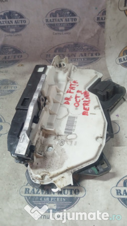 Broasca dreapta fata Skoda Octavia 3 Berlina