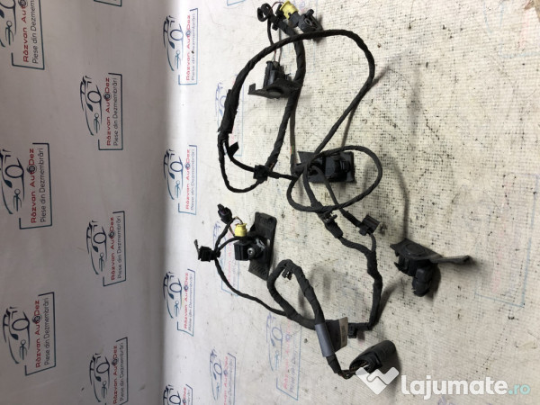 Senzori parcare spate plus instalație Audi A3 8V 2014