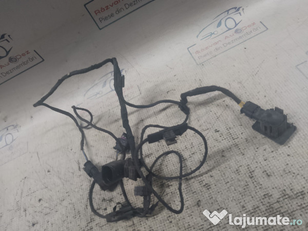 Senzori parcare spate plus instalație Audi A4 B8 2011
