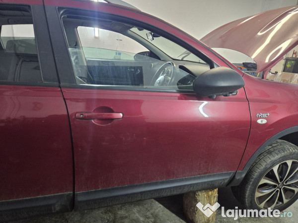 Usa dreapta fata Nissan 2012