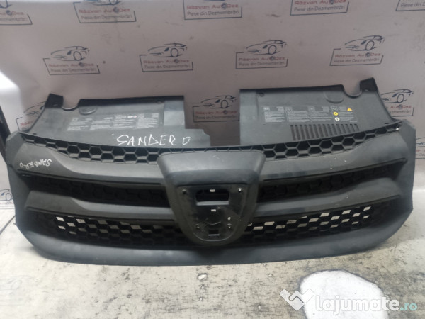 Grila bara fata Dacia Sandero 2016