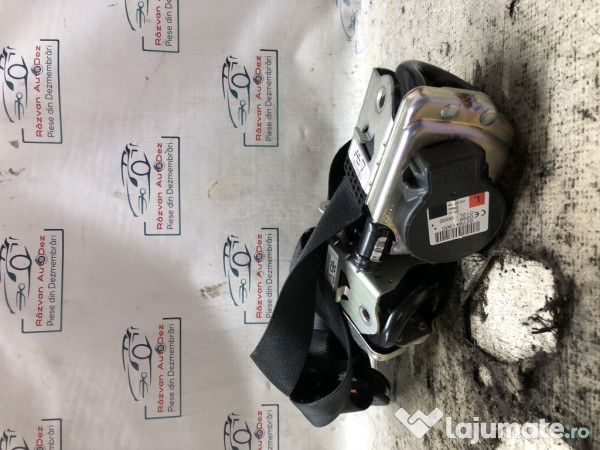 Set Centuri fata cu capsa BMW Seria 2 F46 2016