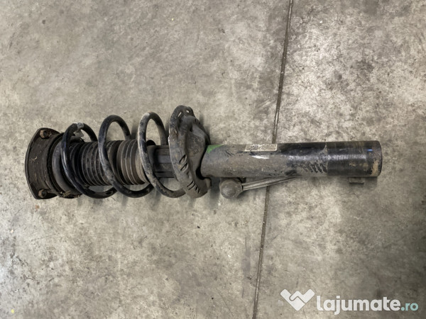 Amortizor dreapta Skoda Karoq 1.5 Benzina 2019