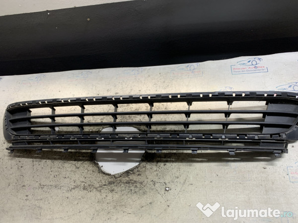 Grila bara fata Volkswagen Golf 7 - Motorina 2016