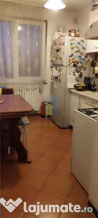 Ap 3 cam conf 1 Scolilor 75 mp mobilat si utilat