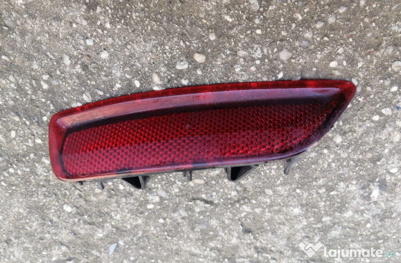 Catadioptrii Opel Astra H GTC