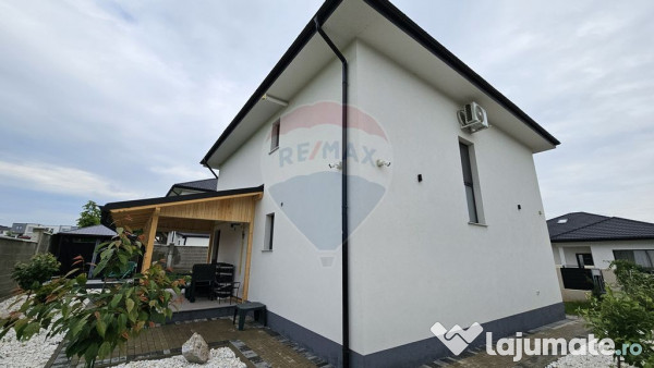 Vilă de lux cu 5 camere de vânzare in Ipotesti, Suceava 