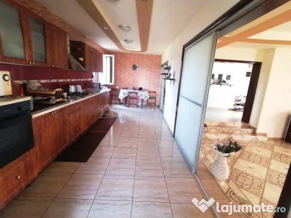 Vila individuala - 7 camere- Domnesti - Tudor Vladimirescu- 