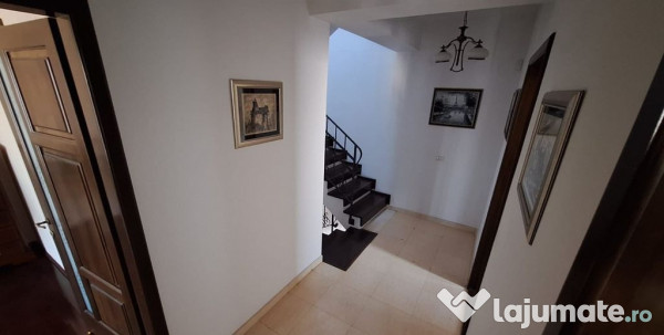 Vila S+P+Etaj zona Coiciu. 