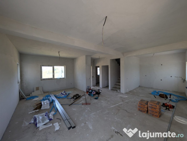 Duplex in Gilau zona strada Sesu de jos 