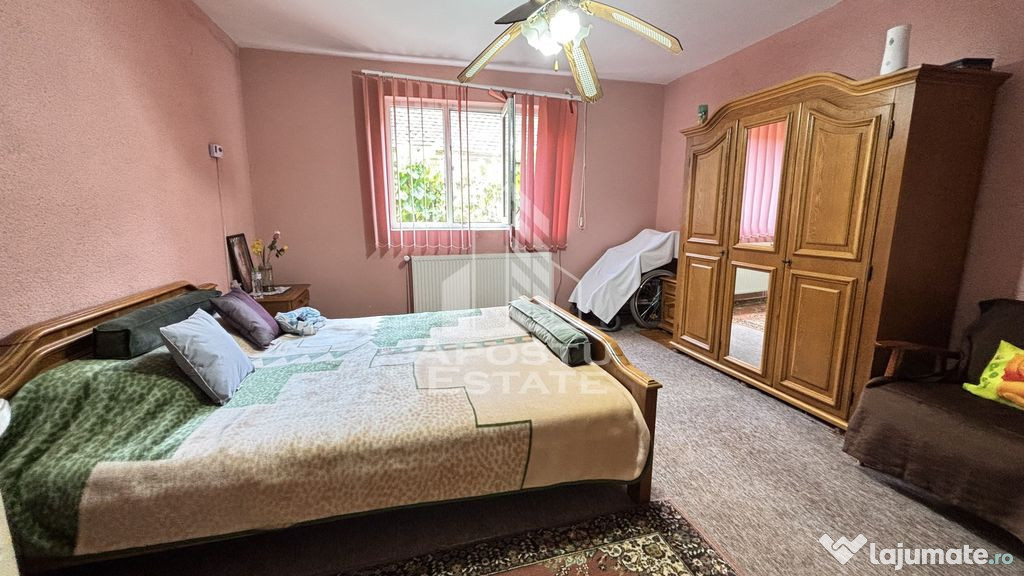 Casa spatioasa, teren 1348 mp, Giarmata