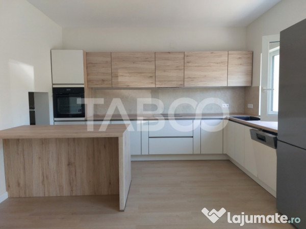 Casa individuala de inchiriat P+1E 3 dormitoare curte libera