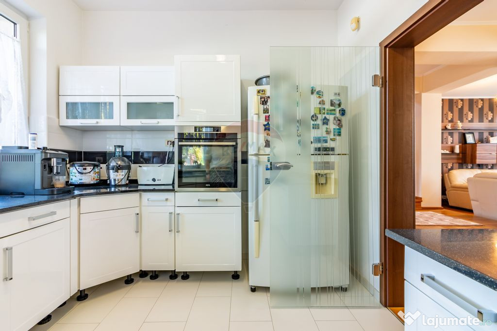 Casă spațioasă lângă București – mobilată, utila...