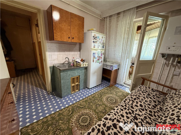 Mioritei- Energiei - 2 camere decomandate 