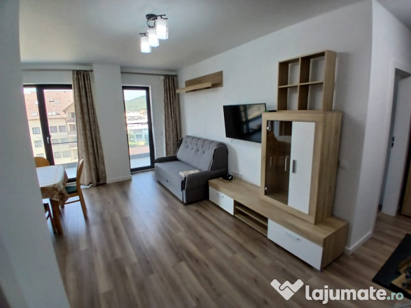 Aprtament de închiriat 2 camere, zona Libertății