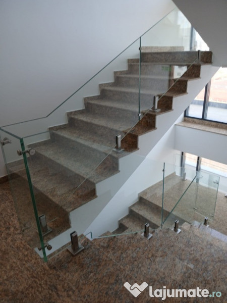 Aprtament de închiriat 2 camere, zona Libertății