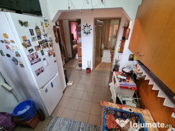 Apartament decomandat 2 camere zona Tomis Nord