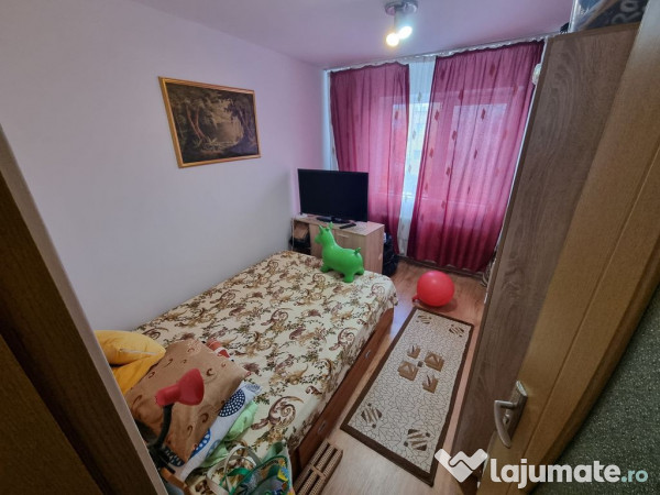 Apartament decomandat 2 camere zona Tomis Nord