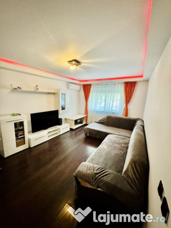 Apartament 3 camere decomandat FAR 