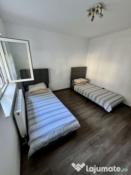 Apartament 3 camere decomandat FAR 