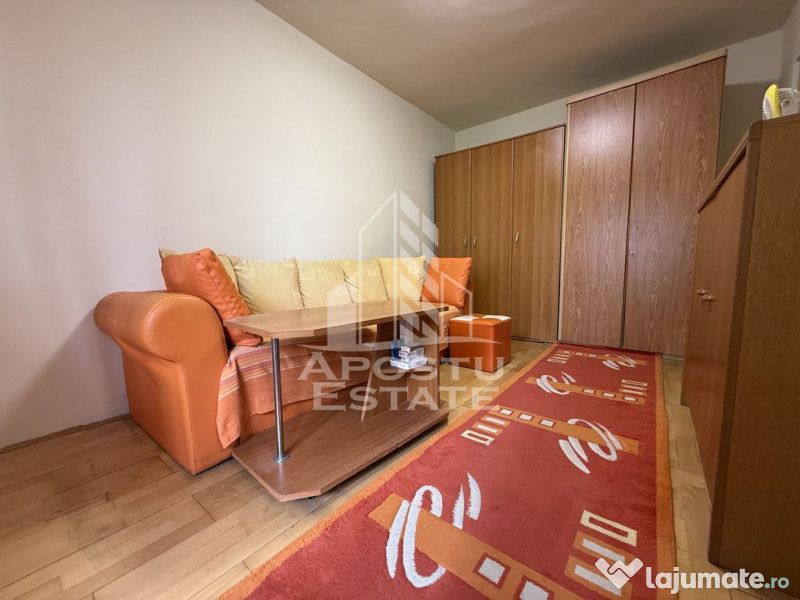 Apartament cu o camera, etajul 3, centrala proprie, zona ...
