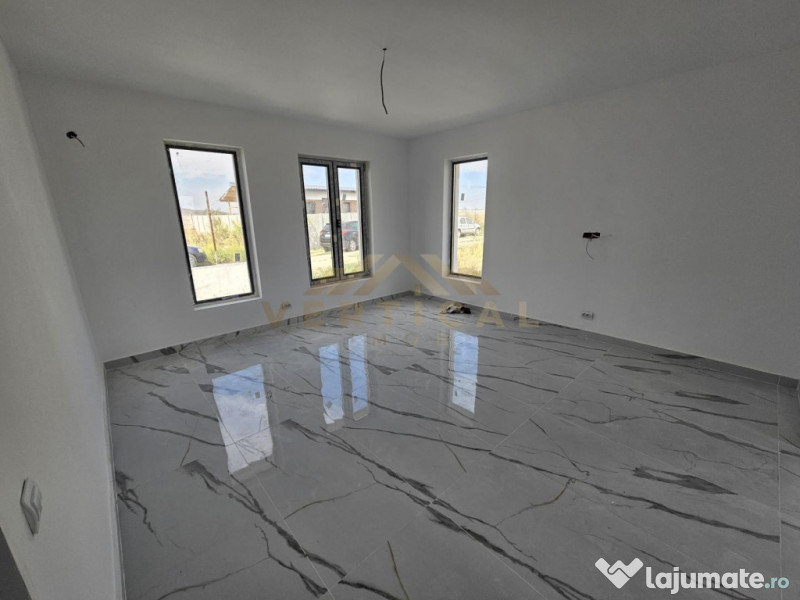 Casa parter 3 camere cu teren 330 mp - com Berceni