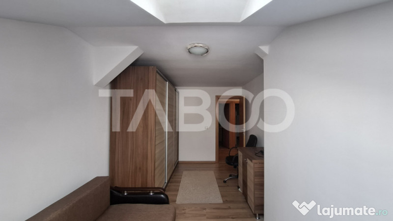 Apartament de vanzare 4 camere decomandat 74 mpu Valea Aurie