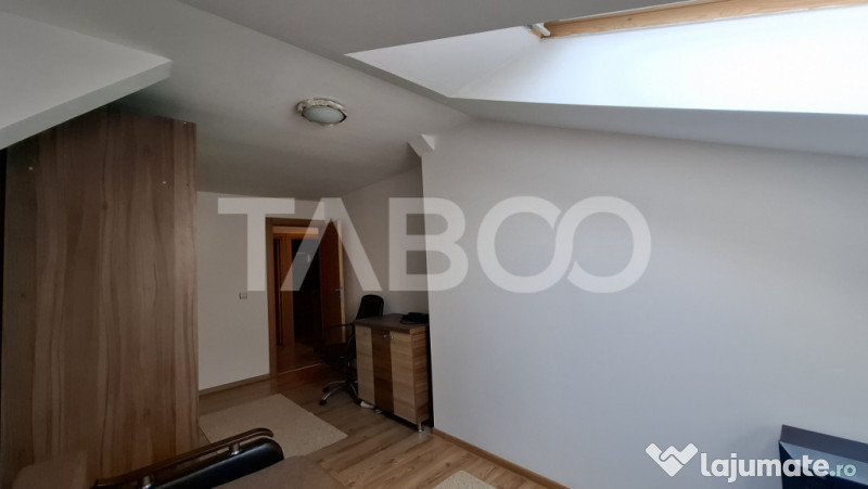 Apartament de vanzare 4 camere decomandat 74 mpu Valea Aurie