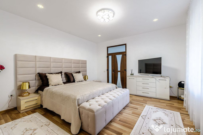 Proprietate de vis cu teren 2.880 mp și facilități PRE...