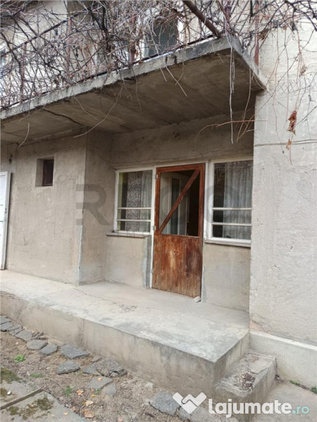 RECO CASA CU ETAJ IN MARGHITA 