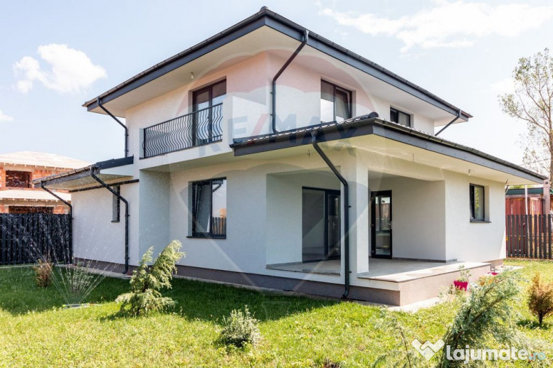 Vanzare Casa 4 camere, stil mediteranean,Domnesti