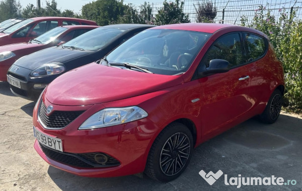 Lancia Ypsilon 2018 cu 58.000 km rulati 
