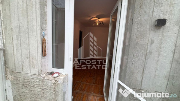 Apartament cu 2 camere, etajul intai, balcon 