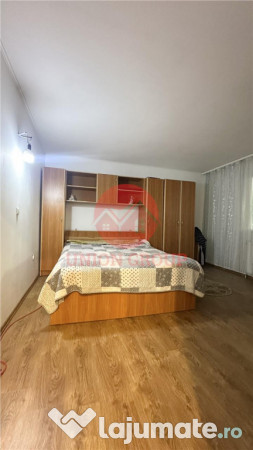Casa de in Poiana cu Teren de 350 mp 