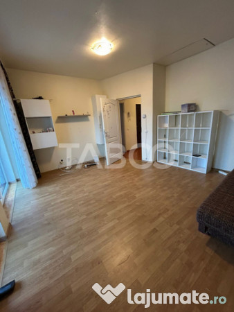 Vanzare apartament cu 2 camere decomandate cu parcare in vil 
