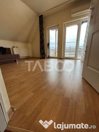 Vanzare apartament cu 2 camere decomandate cu parcare in vil 