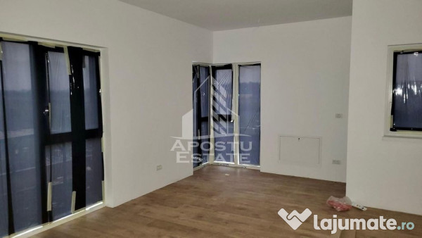 Apartamente cu 2 camere, etaj intermediar, bloc nou, Toro...