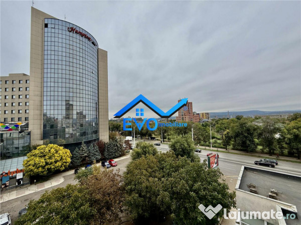 Se inchiriaza, apartament 2 camere, etajul 3 cu lift, CENTRU