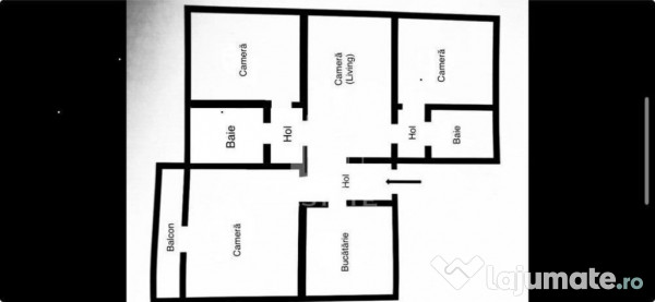 Apartament cu 4 camere, 2 bai, etaj intermediar, zona Soa...