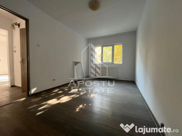 Apartament 2 camere, semidecomandat, renovat, zona Girocului