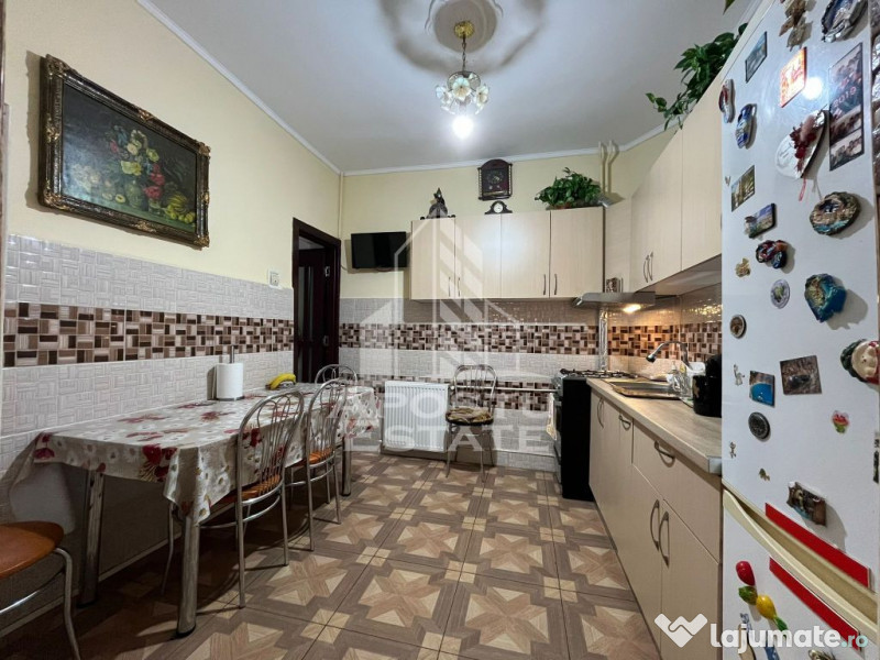 Casa individuala cu 2 camere, 2 bai in zona Odobescu, Com...