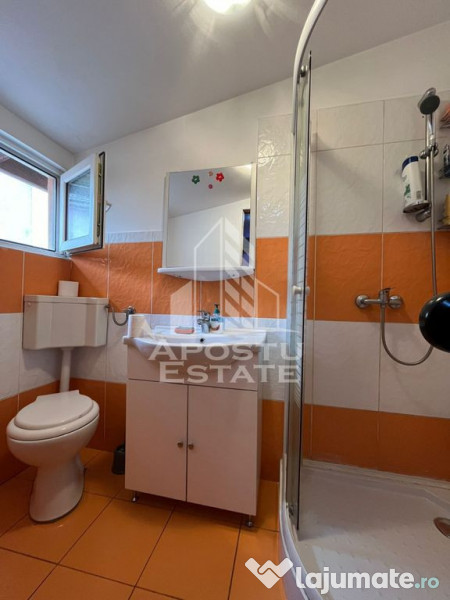 Casa individuala cu 2 camere, 2 bai in zona Odobescu, Com...