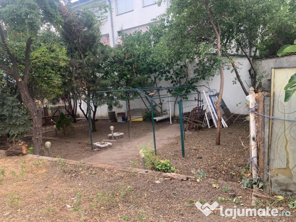 Teren 588mp, cladire P+1+M, Str. Alexandru cel Bun 