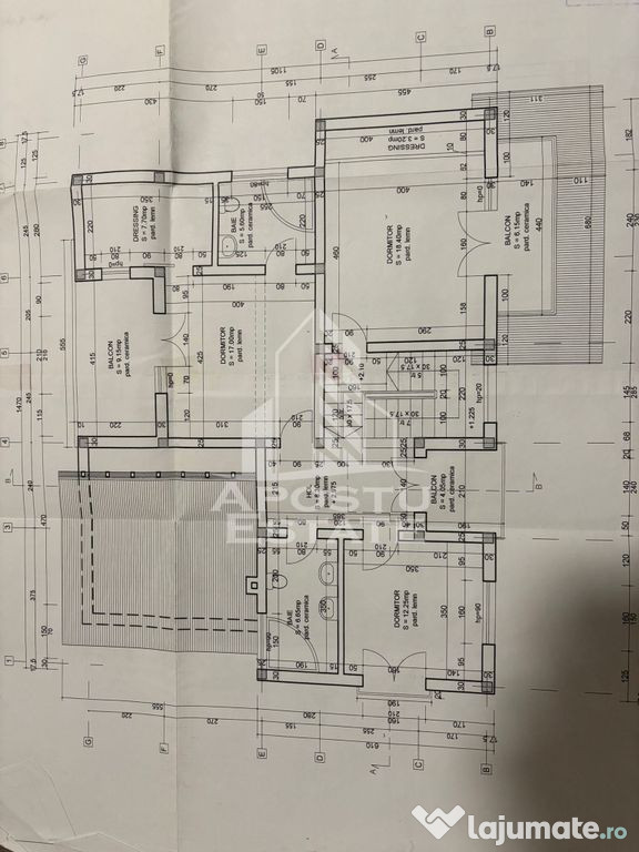 Casa la gri cu potential multiplu: birouri, cabinete, ser... 
